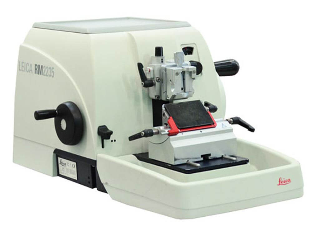 Leica RM 2235 Microtome